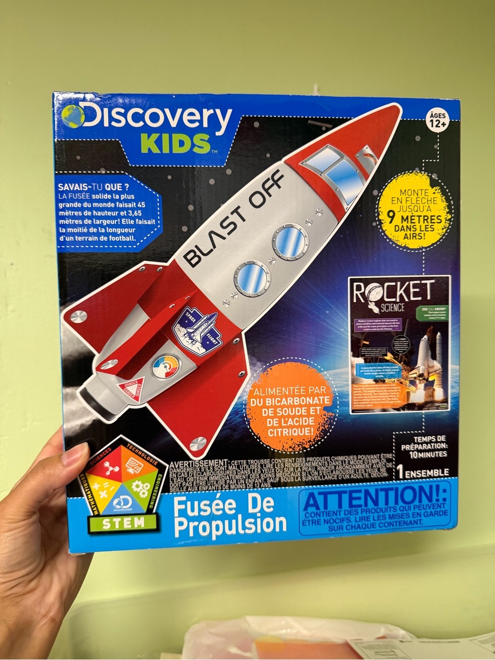 Discovery Kids Red and Silver Blast Off Rocket STEM Kit